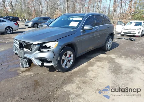 2016 Mercedes-Benz Glc 300 4Matic z USA, uszkodzony, nr VIN WDC0G4KB2GF016137